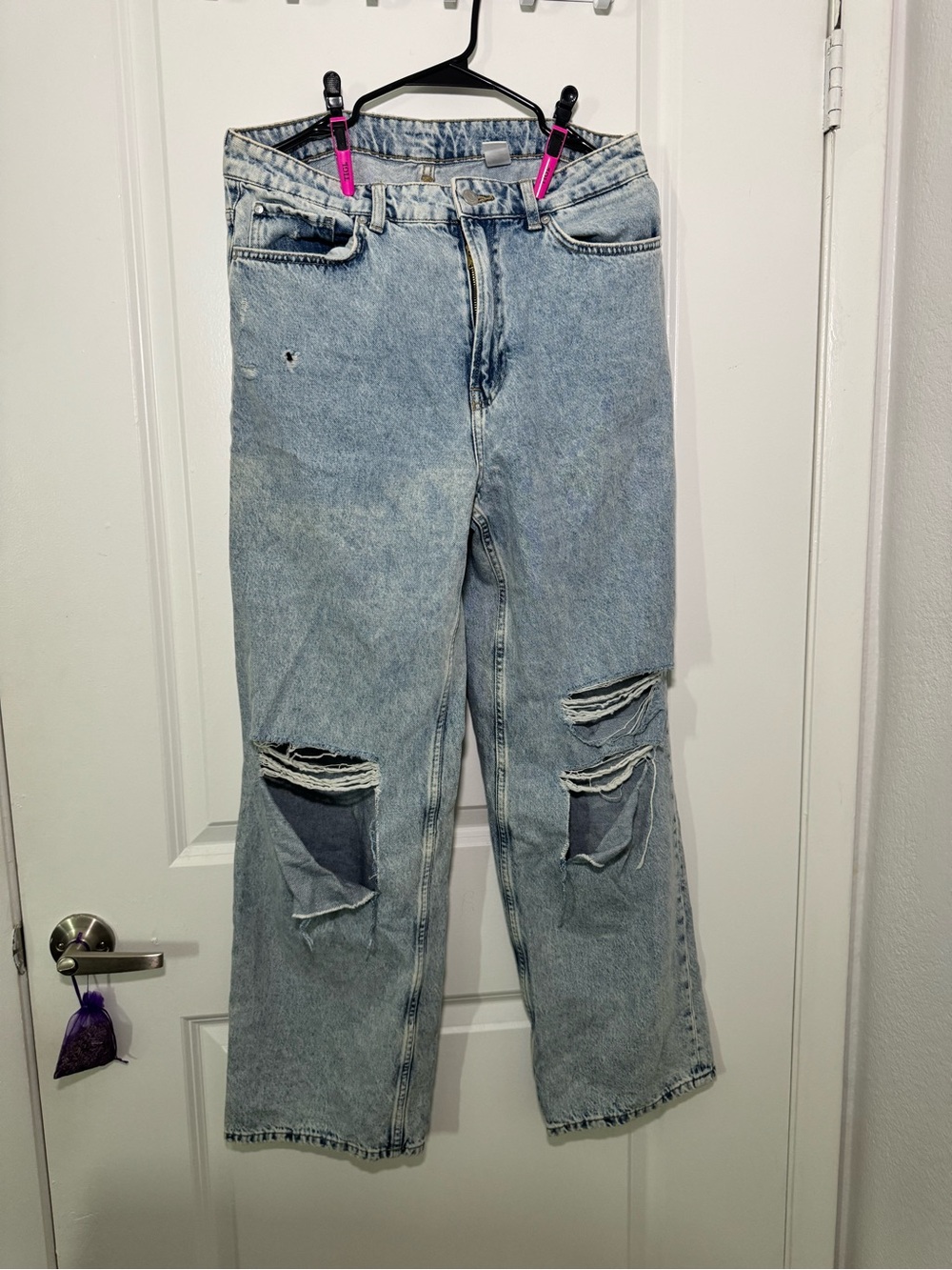 H&M Light Blue Distressed Boyfriend Jeans